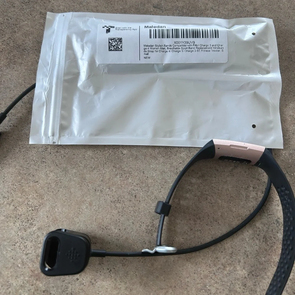 Fitbit Charge 3 bands and charger